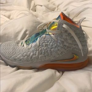 Lebron 17’s future air